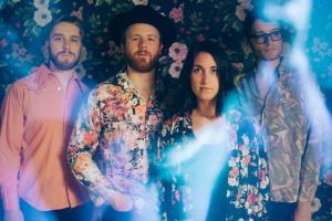 THE HIGH DIVERS AT THE WHITE MULE