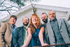 Amanda Anne Platt & The Honeycutters