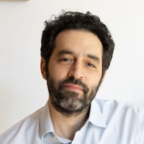 Jonathan Blitzer headshot
