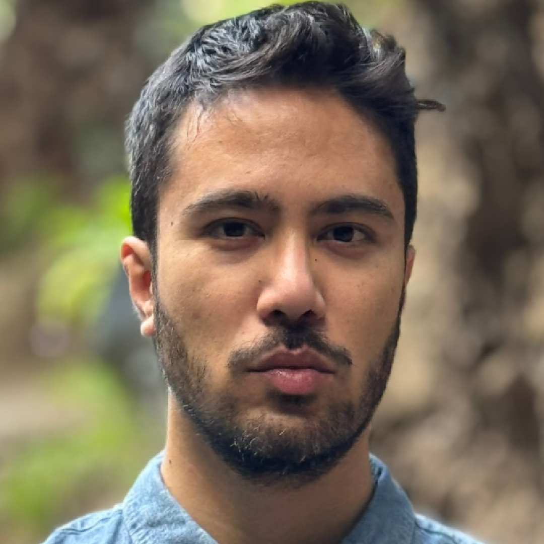 Ianick Takaes headshot