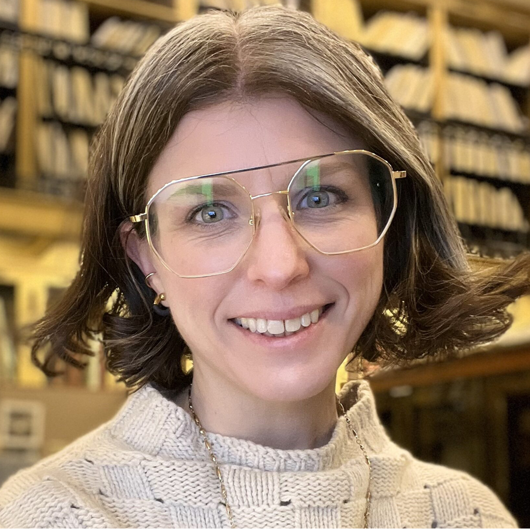 Maggie Mustard headshot