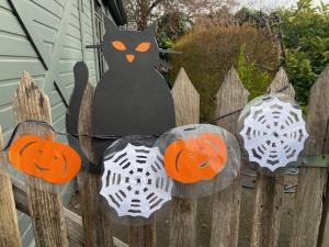 Nature's Halloween Craft Party - Nature Week