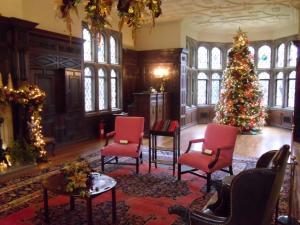 A Pittsburgh Christmas Carol Tour - Hartwood Acres