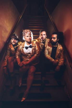 Shannon and the Clams