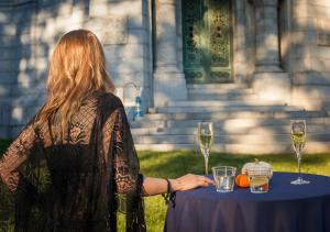 Champagne Cocktails with the Dead 2026