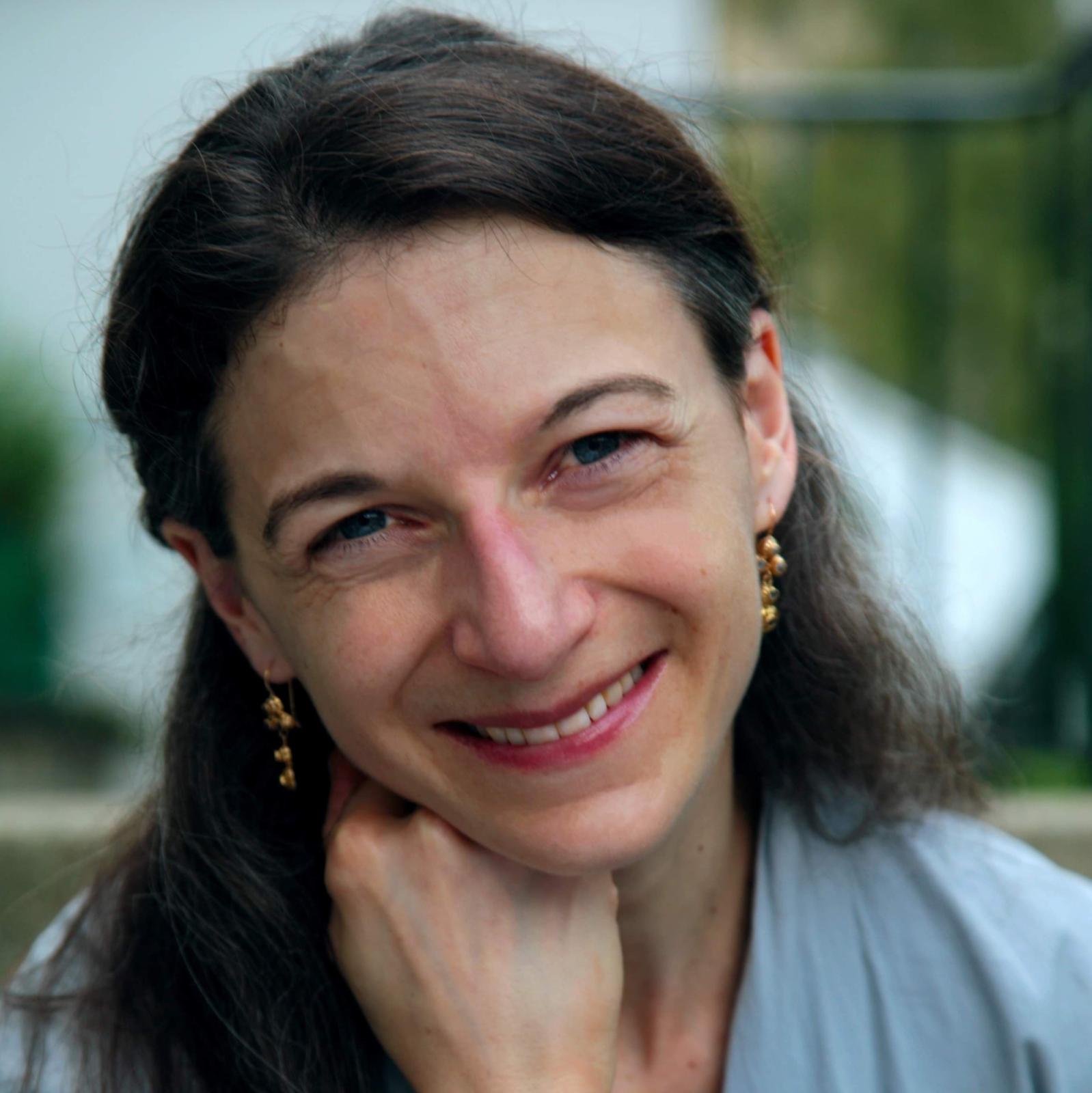 Sara McDougall headshot