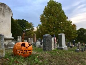 Spooky Stories from Six Feet Under 2019