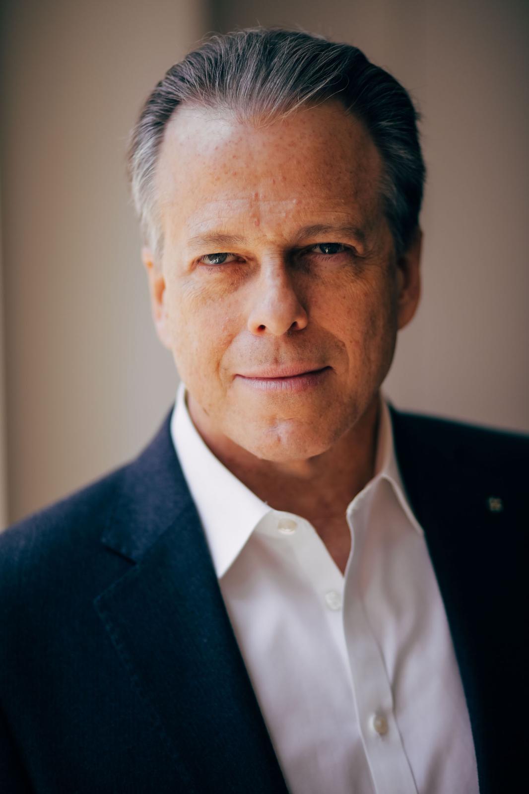 Maxwell Anderson Headshot